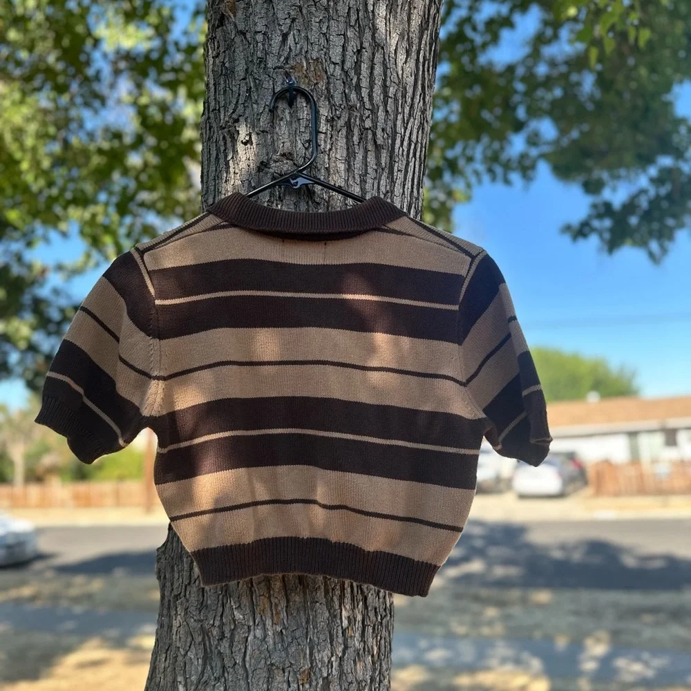 Charlie Brown Stripe FB County Crop Top - Picture 4 of 5